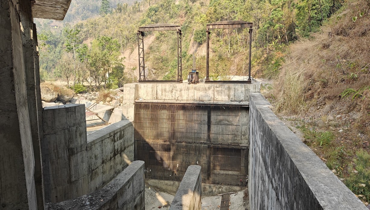 Gravel Trap area with Gravel Trap